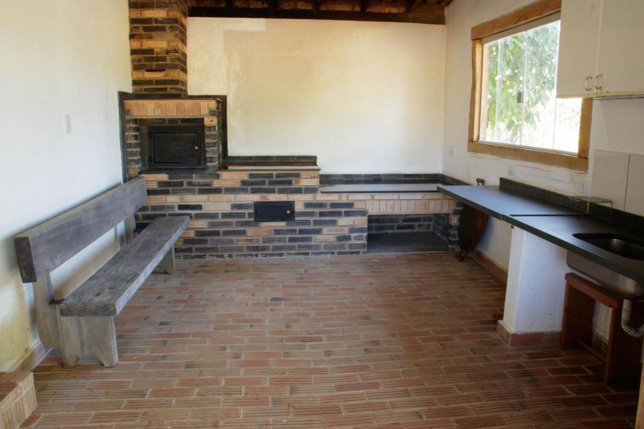 Fazenda Com Piscina E Churrasqueira Br-135 Proximo Curvelo Corinto E Morro Da Garca Eksteriør billede