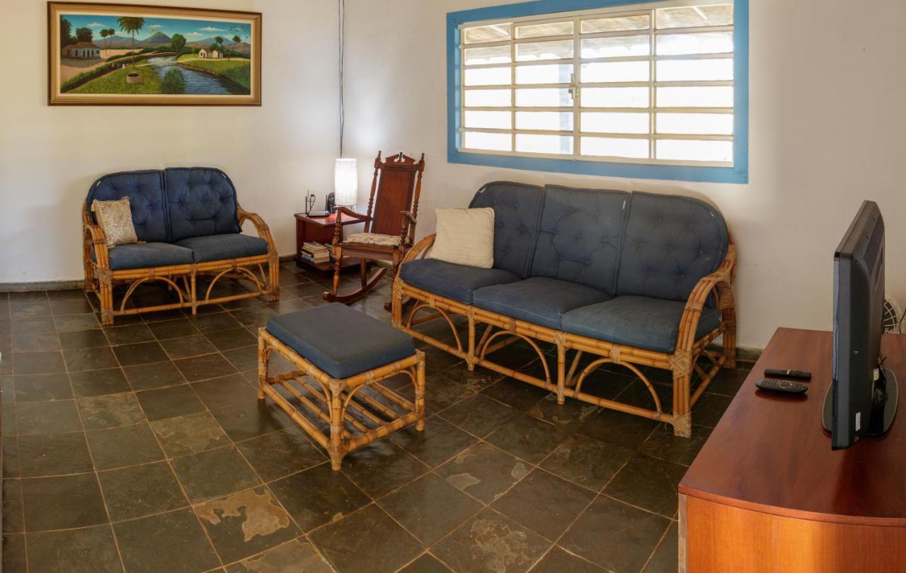 Fazenda Com Piscina E Churrasqueira Br-135 Proximo Curvelo Corinto E Morro Da Garca Eksteriør billede