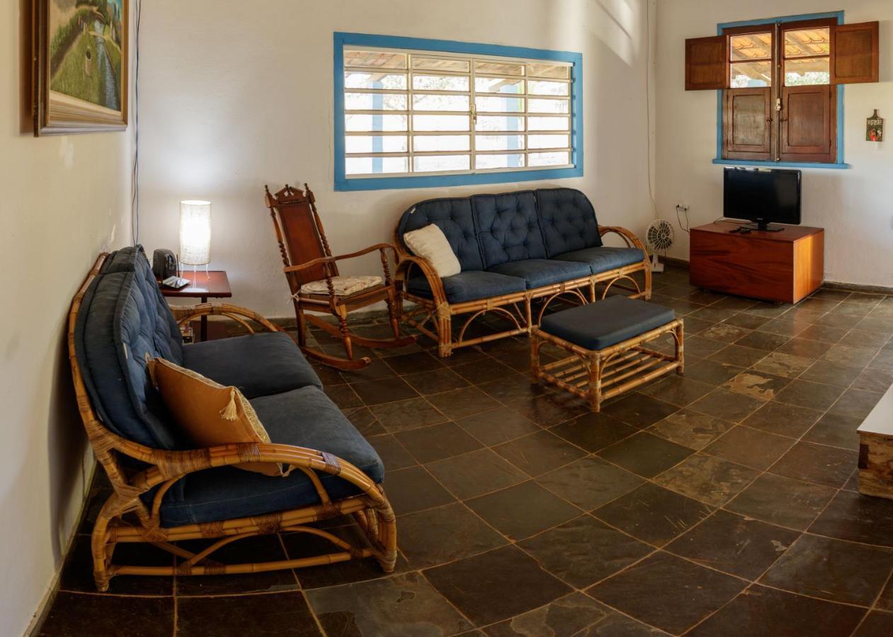Fazenda Com Piscina E Churrasqueira Br-135 Proximo Curvelo Corinto E Morro Da Garca Eksteriør billede